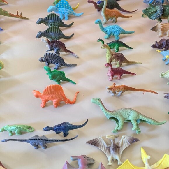 70+ Bundle of Rubber & Plastic Toy Dinosaurs - Picture 11 of 16